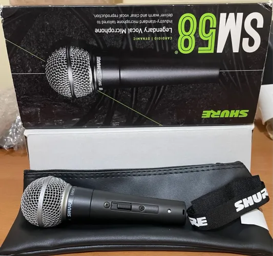 Microfone Shure SM58 Dynamic.