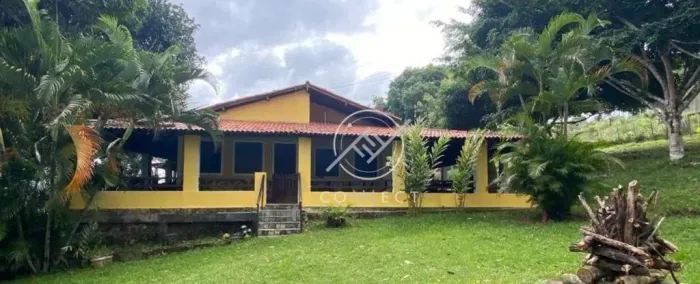 Fazenda com 4 dormitórios (2 suítes) à venda, 900000 m² por R$ 3.500.000 - Zona Rural - It