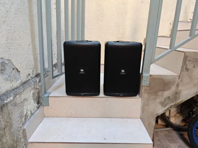 Caixas de Som JBL EON ONE COMPACT