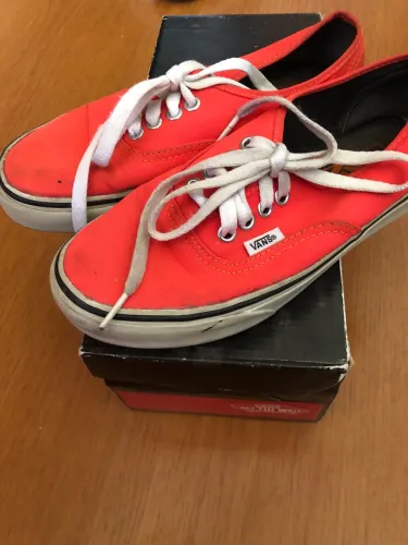 tênis vans laranja neon n 35