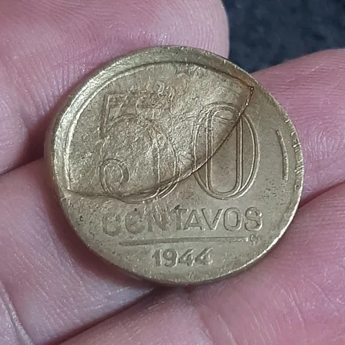 Moeda de 50 Centavos 1944 com Anomalia