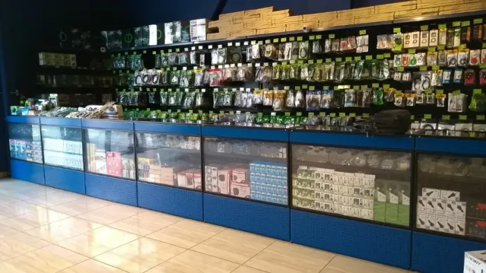 Balcão atendimento em aço, vitrine