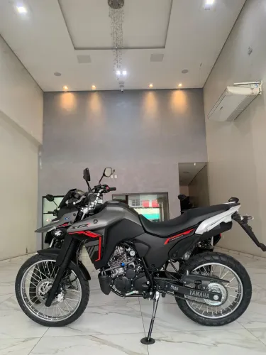 LANDER 250(2025)0KM EMPLACADA