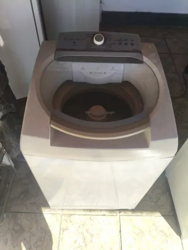 Exelente máquina de lavar Brastemp ative, 11 Kilos .