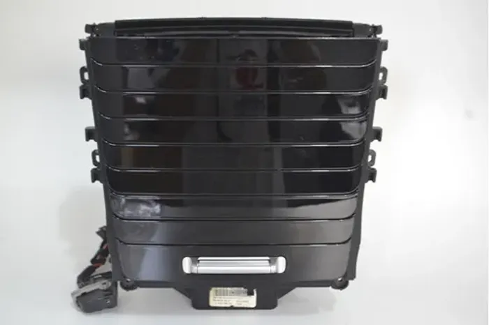 Esteira Porta Copos Console Mercedes Gle 400 2022 Original Preto