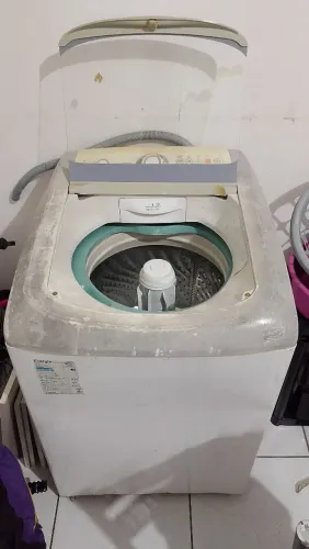 Máquina de lavar roupa 11kg. USADA
