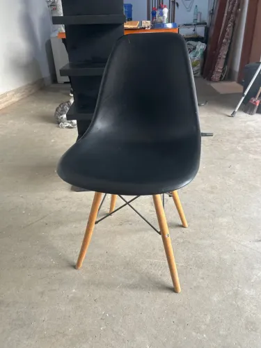 CADEIRA CHARLES EAMES EIFFEL