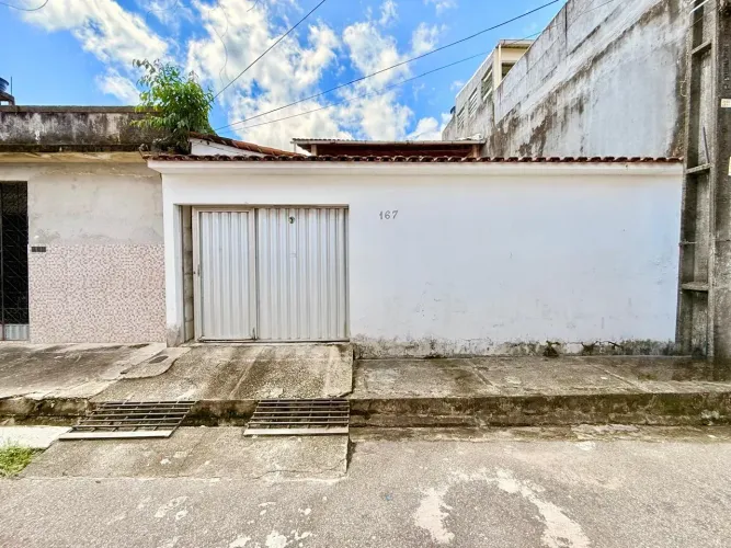 Casa Duplex com 4 suítes à Venda na Marambaia - Conj. Pedro Álvares Cabral