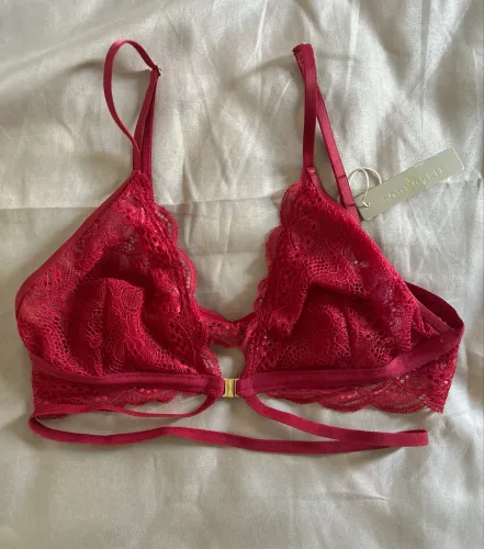 Sutiã Triângulo Renda Hot Spot Vermelho - Tamanho M