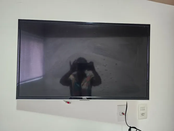 Vendo TV tcl 