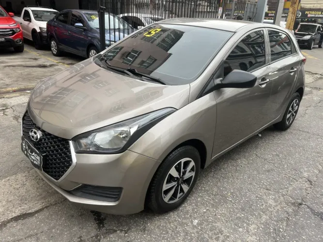 Hyundai HB20 Unique 1.0 Flex 12V Mec. 2019