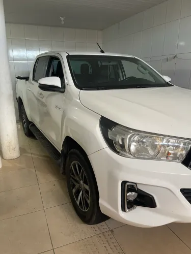 Toyota Hilux CD SR 4X4 2.8 TDI Diesel Aut. 2020