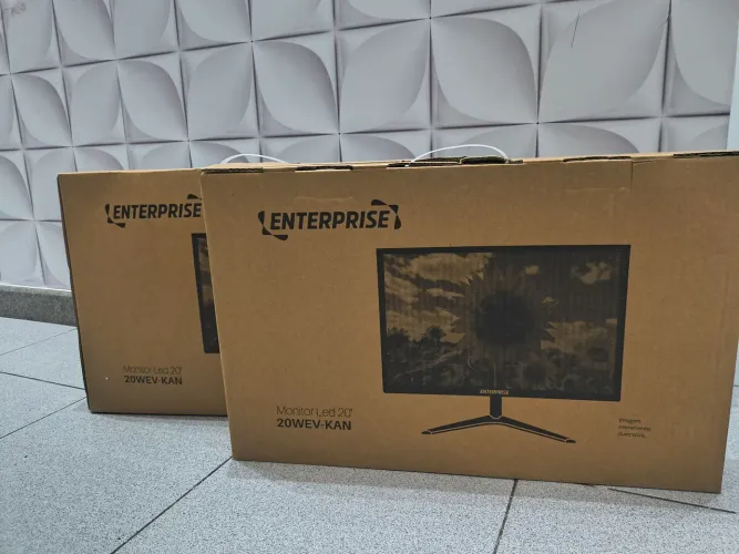 Monitor LED de 20 polegadas! LACRADO