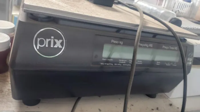 Vendo mini mercado completo