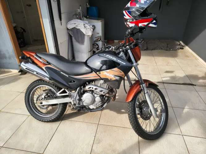 Vendo nx Falcon ano 2007