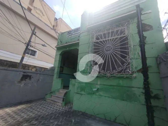 Casa com 4 dormitórios à venda, 400 m² por R$ 1.000.000,00 - Centro - Niterói/RJ