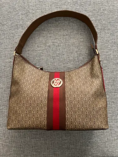 Bolsa Victor Hugo lindíssima impecável