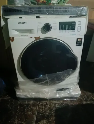 Duas Máquinas Samsung, Uma Lava e outra Seca.