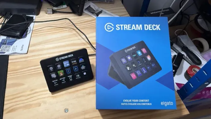 Elgato Stream Deck MK.2, 15 teclas LCD, USB - Impecável, na caixa