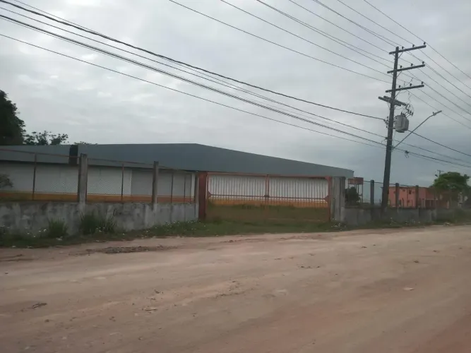 GALPÃO DISTRITO 2/PURAQUEQUARA, COM 2.900M2 COM AVCB