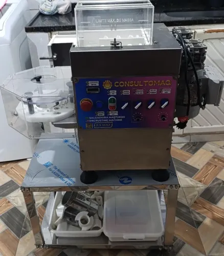 Vendo máquina modeladora de salgados consultomaq faz salgados grandes e pequenos 