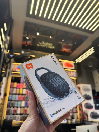 Caixa de som JBL CLIP5 nova