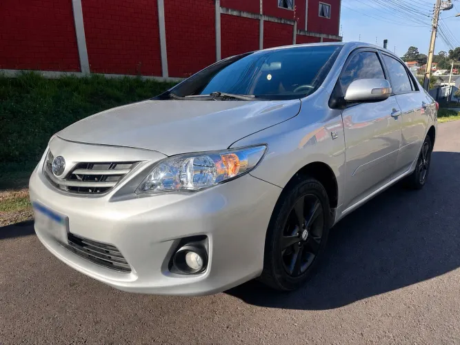 Toyota Corolla XEI 2.0 Flex 16V Aut. 2013