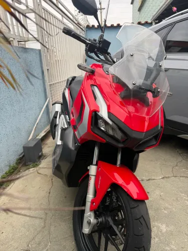 Honda ADV , com manual e chave reserva, 