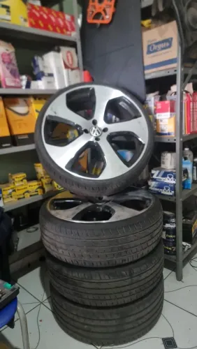 Rodas aro 18 Golf GTI