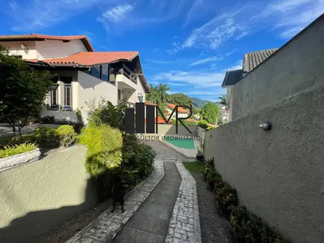 Casa para venda no Condomínio Nova Barra Anil