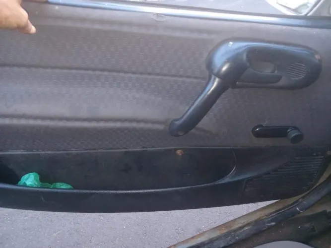 Picape corsa gnv toda certinha