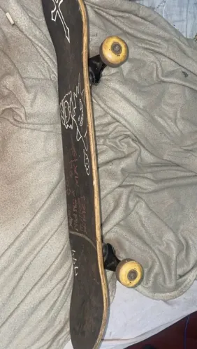 Skate semi profissional usado 