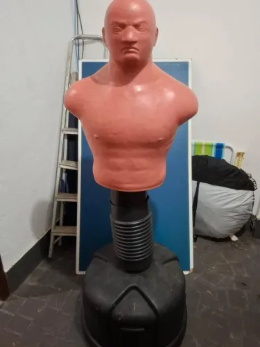 BONECO SIMULADOR DE TREINO 