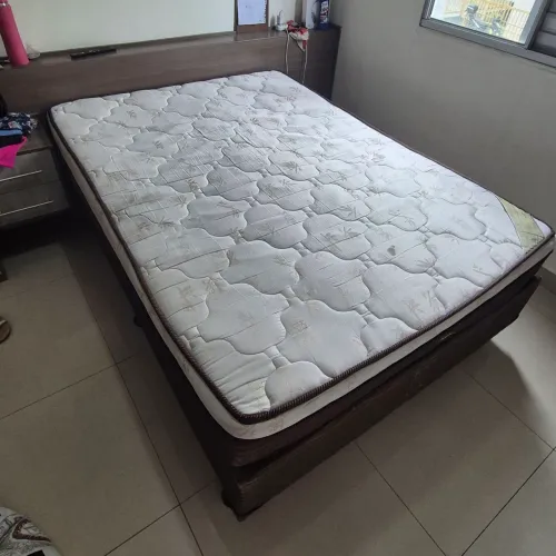 Cama box casal com colchão Ortobom Magnyfic Molas Ensacadas
