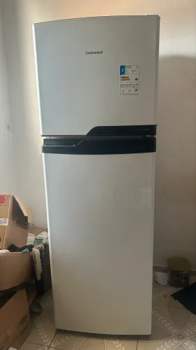 Vendo Geladeira Semi nova