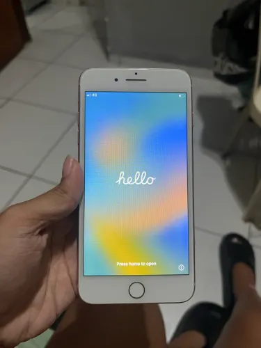 iPhone 8 Plus 