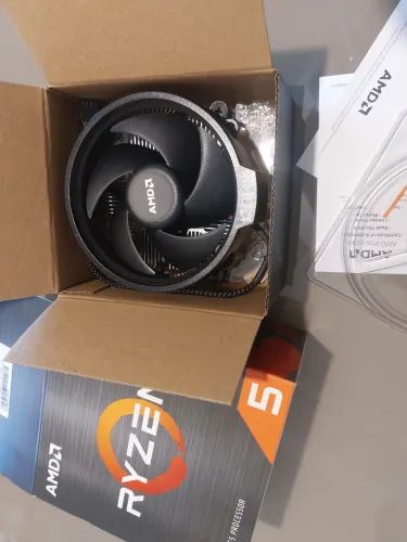 Air Cooler AMD Original Ryzen 5 5500 - NUNCA USADO
