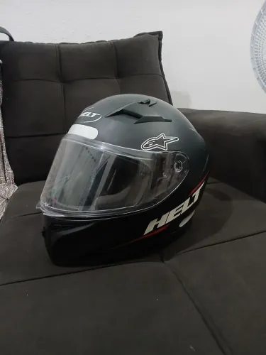 Capacete Helt Polar - Usado poucas vezes