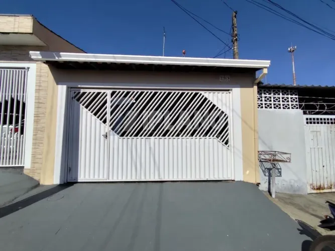 Locação de Casas / Padrão na cidade de São Carlos