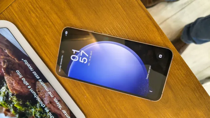 Celular Samsung s23 fe