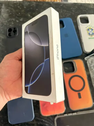 ? iPhone 16 Pro Max - Estado de Novo (Impecável)