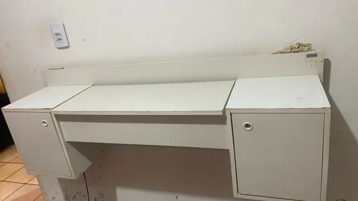 Penteadeira suspensa