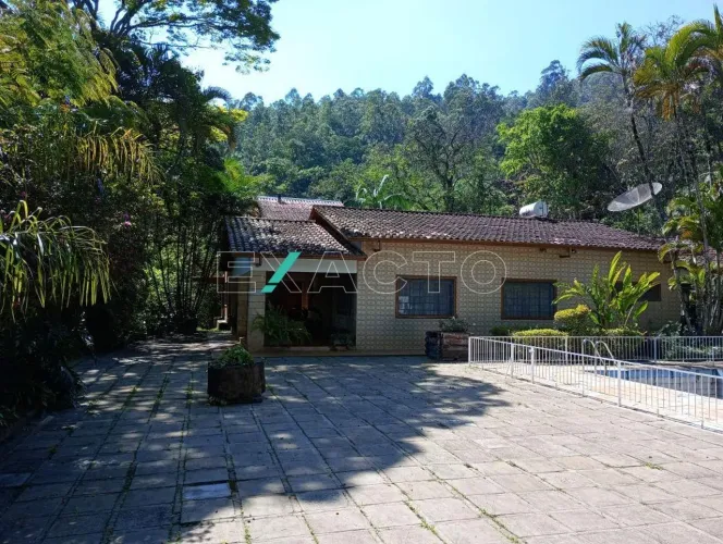 fazenda - Centro - Serra Negra