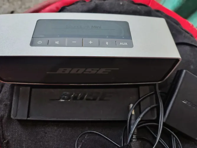 Caixa de Som Bluetooth Bose SoundLink Mini - Prata (Usada)