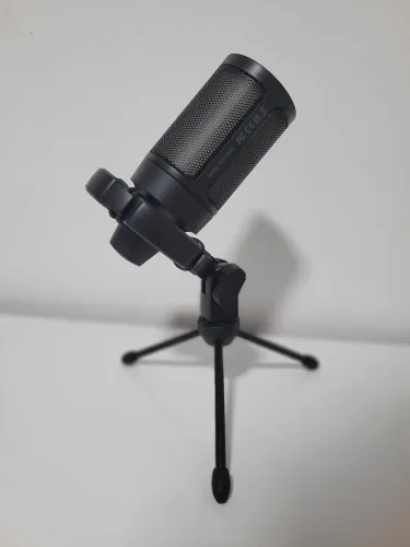 Microfone Fifine Ampligame RGB USB