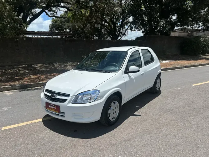 Chevrolet Celta Spirit/ LT 1.0 MPFI 8V Flexp. 5P 2013