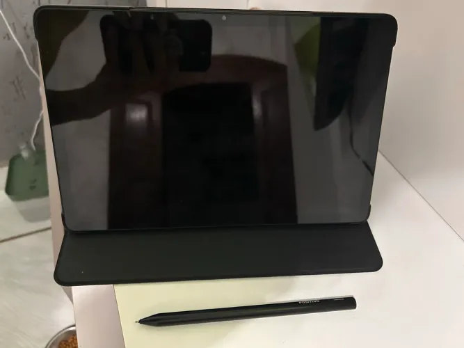Tablet Positivo Vision TAB11 Com Capa + Caneta 4GB RAM 128GB Wi-fi AC - 4G