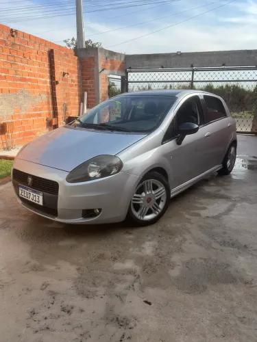 Fiat Punto Sporting 1.8 Flex 8v/16v 5P 2009