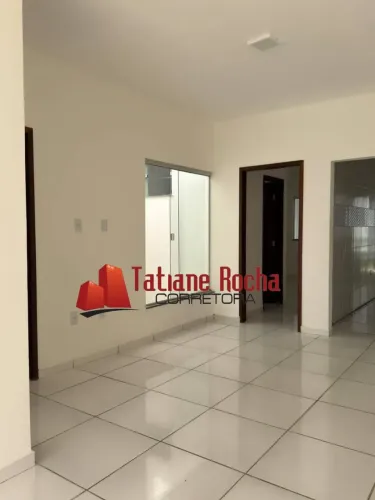 Vendo excelente casa em rua pública no bairro Conceição.