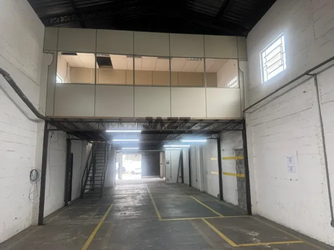Galpão para locação em São José dos Campos - 475m² | Ideal para logística